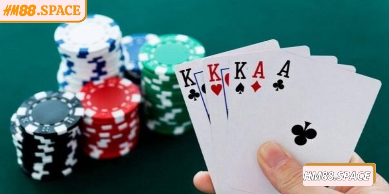 Bài Tấn Hm88 – Trò chơi chiến thuật hấp dẫn mọi tay chơi 3 Không giữ quá nhiều lá yếu ở cuối ván tránh bị tấn bất ngờ