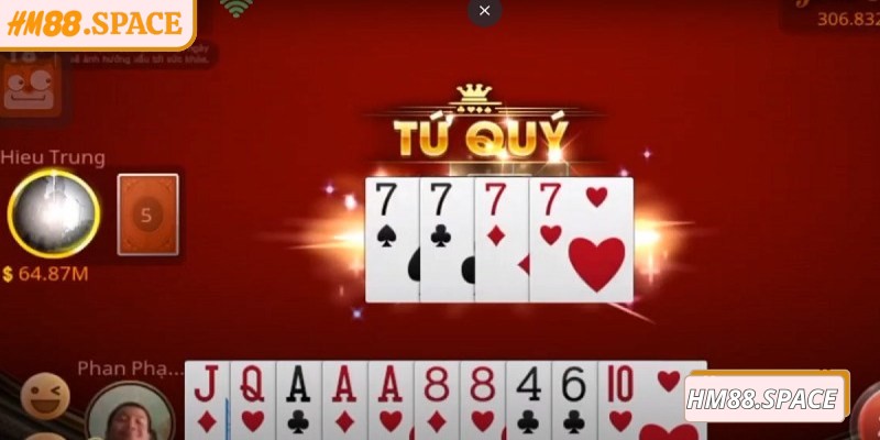 Bốn lá giống nhau, có thể chặt được heo được gọi là tứ quý